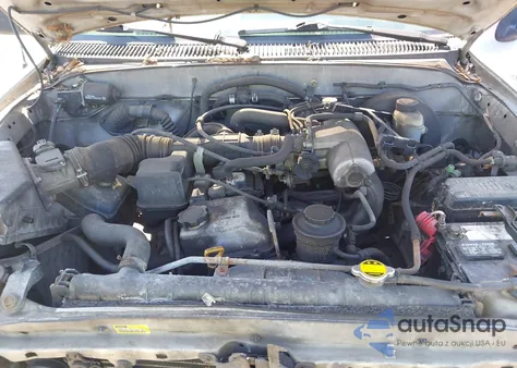 2002 Toyota Tacoma Prerunner z USA, uszkodzony, nr VIN 5TESM92N92Z091623